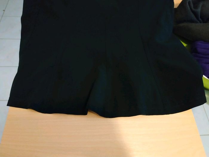 Jupe Gérard Darel T 40 noire tulipe neuve - photo numéro 4