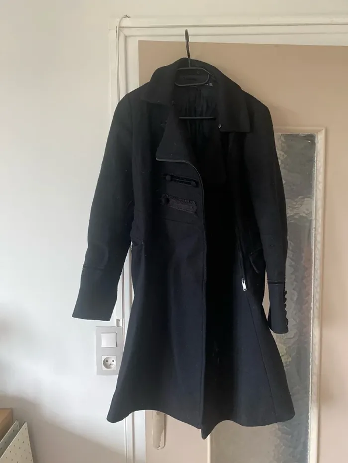 Manteau long noir Zara