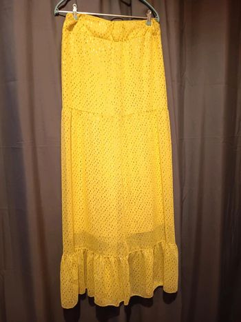 Robe longue. Sans bretelles. Haut elastiqué. Marque baly fashion