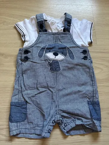 Ensemble sans marque 13 mois