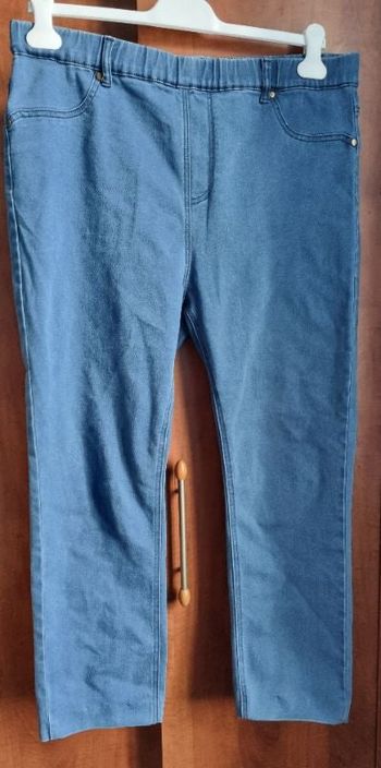 Jean élastique à la taille bleu clair 48