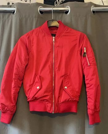 Bomber rouge