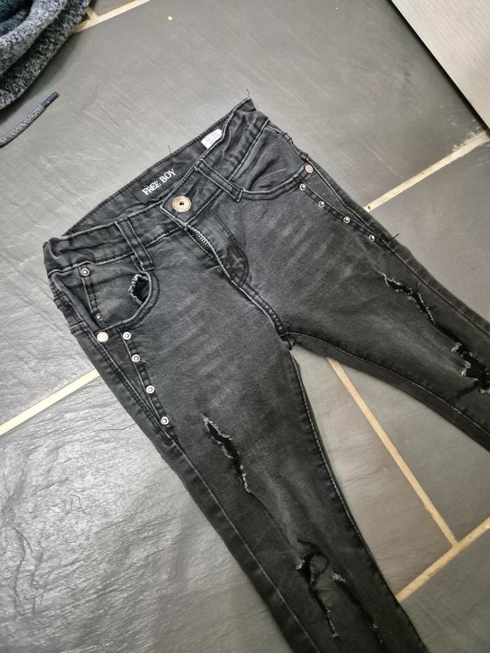 Pantalon noir - photo numéro 3