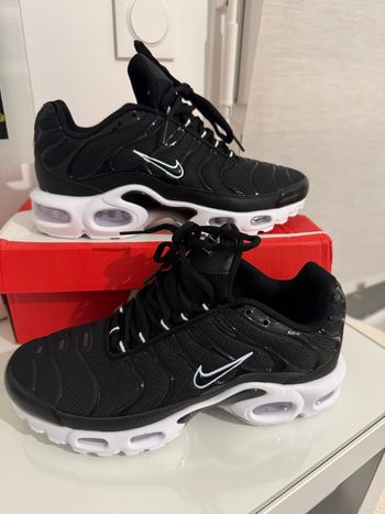 Tn Nike taille 41