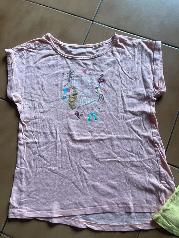 Lot t shirts fille 10 ans - photo numéro 2