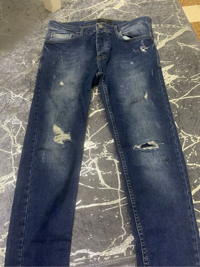 jeans