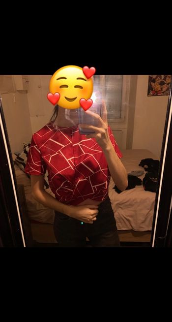 Top rouge