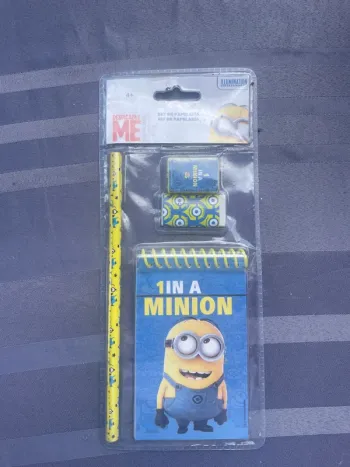 Set de papeterie minion