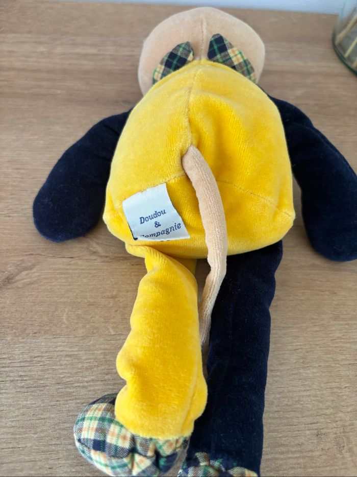 Peluche chat jaune bleu marine 30 cm - photo numéro 5