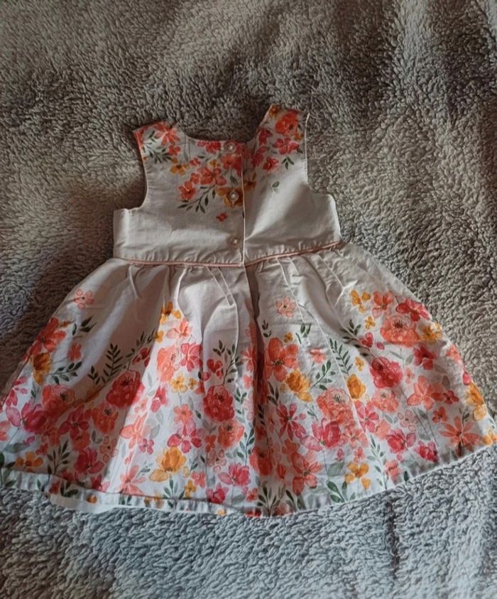 Robe bébé fleurie taille 3/6 mois - photo numéro 3