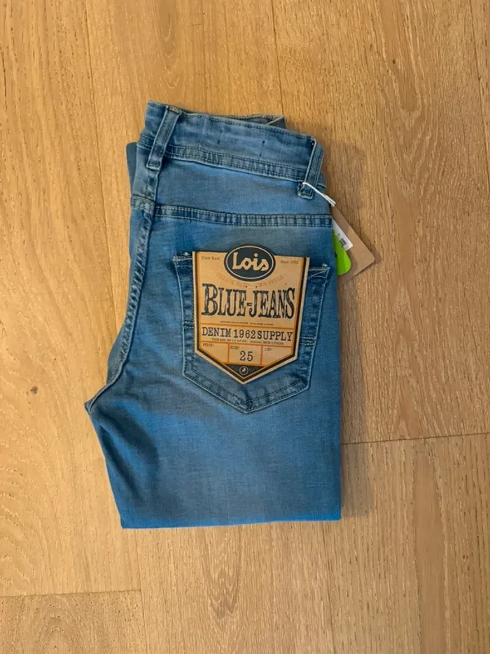 Jean Lois Julia Ozzy taille 25 bleu clair Slim Fit - photo numéro 2