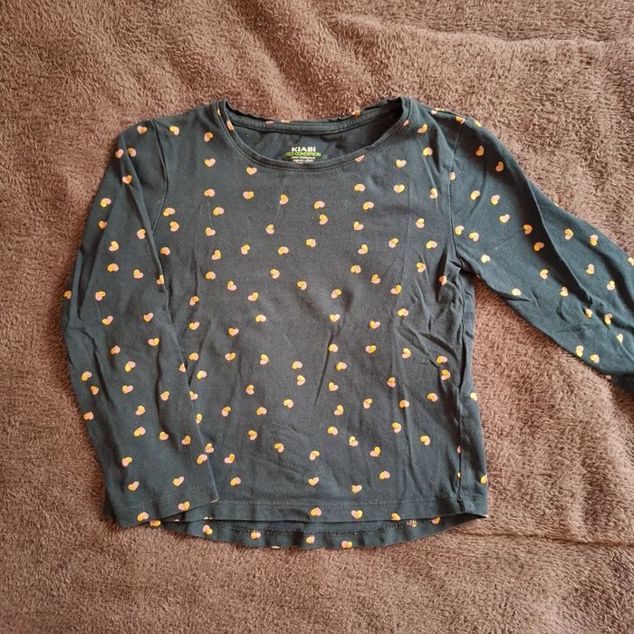 Lot t-shirts fille 4 ans - photo numéro 11