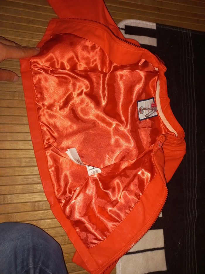 Magnifique veste neuve en sky saumon 2 ans - photo numéro 3