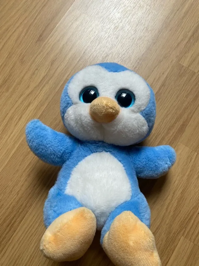 Peluche pingouin bleu