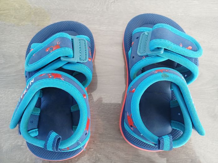 Chaussures de plage taille 21
