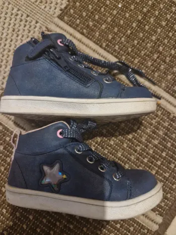 Chaussures montantes Moustic 23