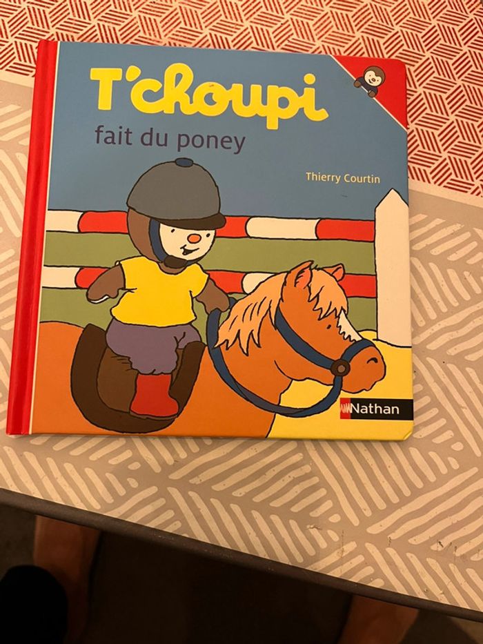 Livre tchoupi