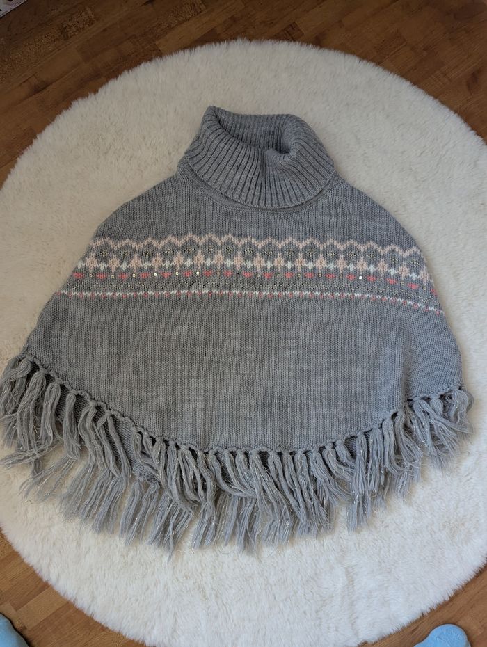 Poncho fille h&m 10 ans - photo numéro 2