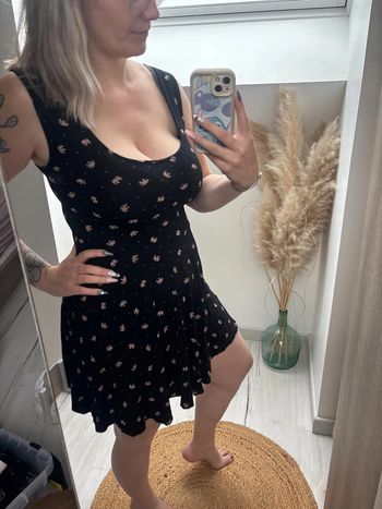 Petite robe noire, motif éléphant