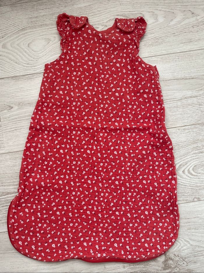 Gigoteuse bébé fille