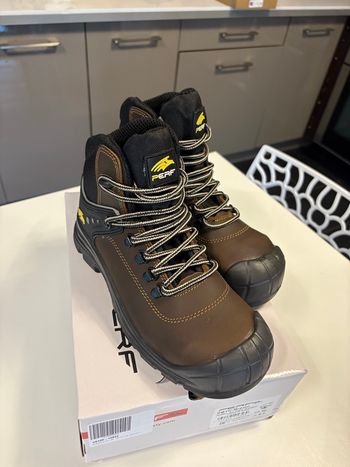 Chaussures de sécurité pointure 40 