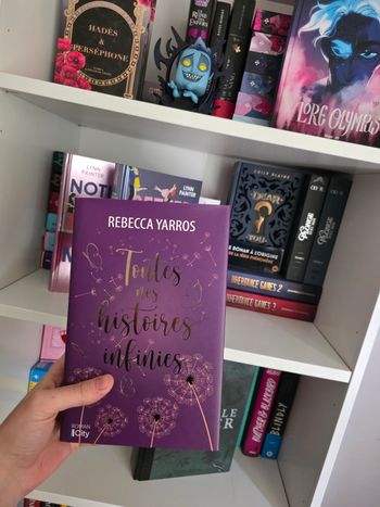 Collector du livre "Toutes nos histoires infinies" de Rebecca Yarros