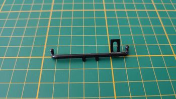 Axe roue avant pièce détachée miniature Bugatti EB110 1992 Maisto 1/18 1/18ème #B79