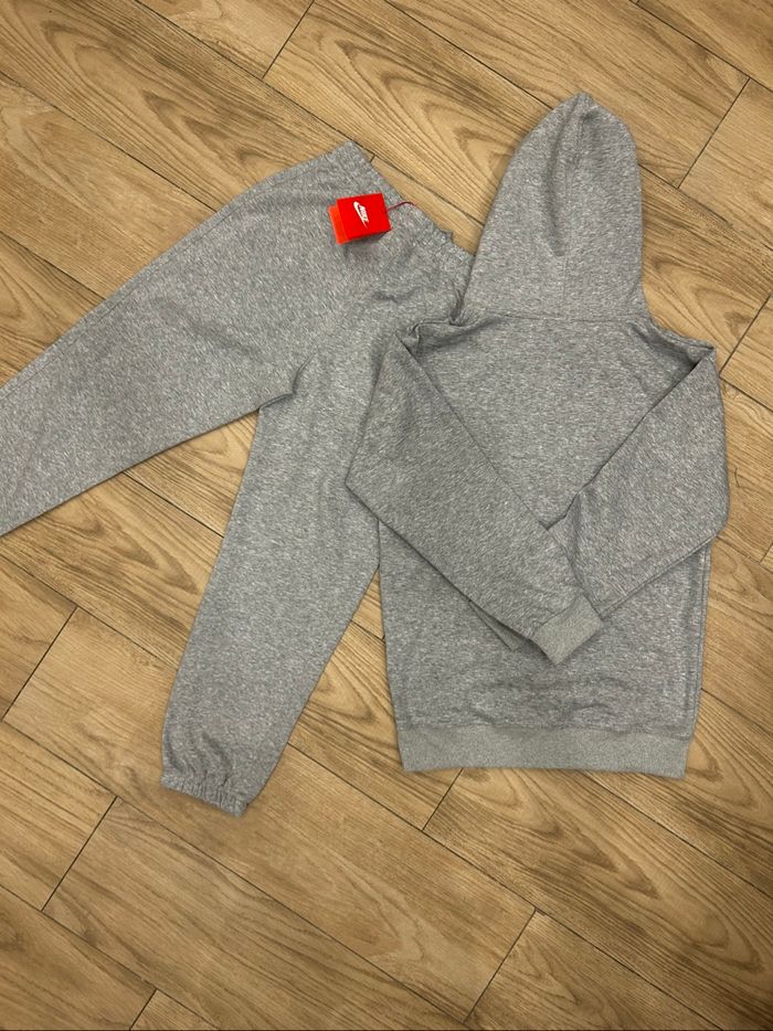 Ensemble Nike Stussy Gris - photo numéro 2