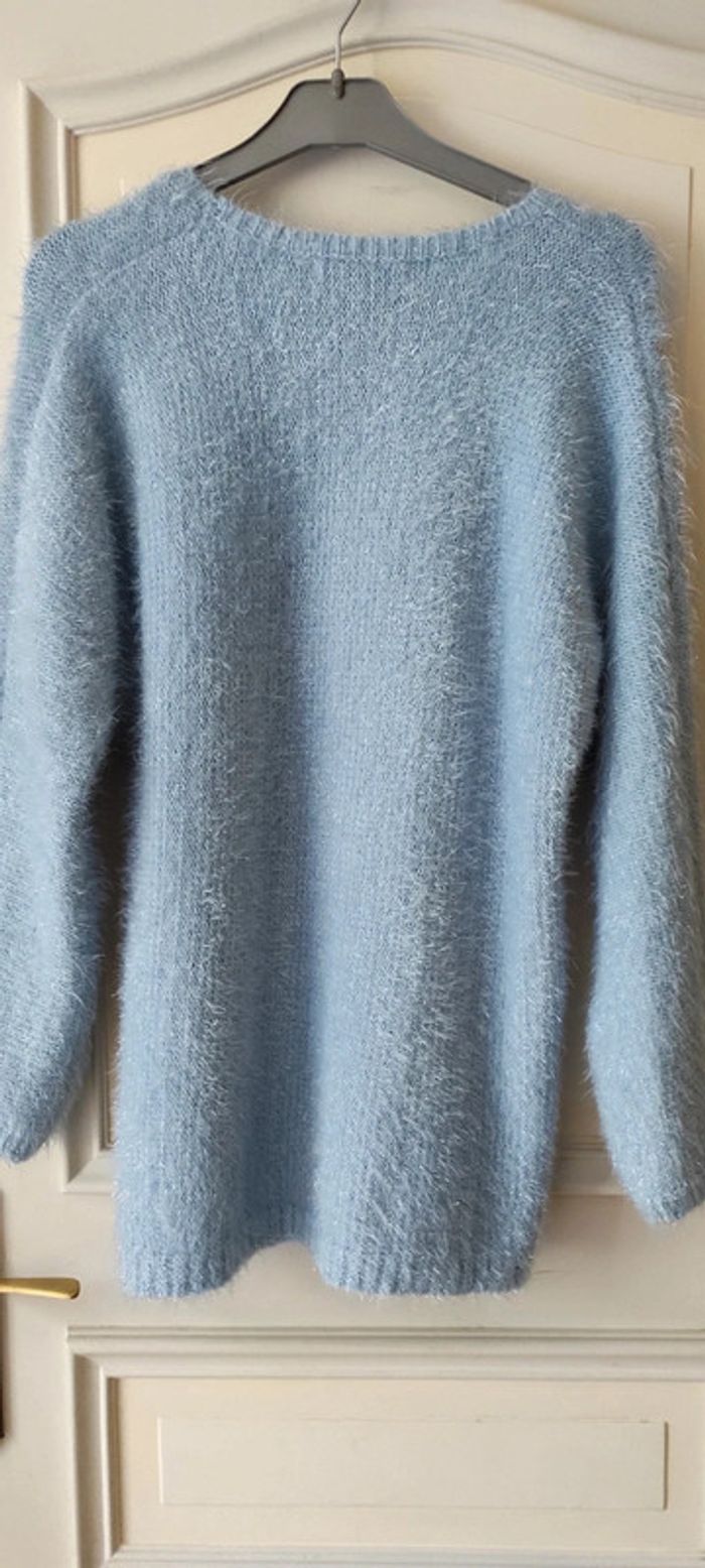 💐 Pull doux et chaud - Armand Thiery- étiquette taille 2 - Excellent état très peu porté  💐 - photo numéro 3