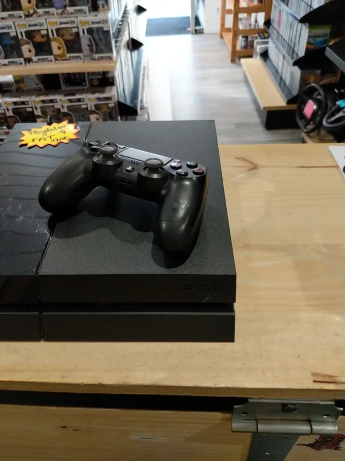 PlayStation 4 FAT Noire - photo numéro 3