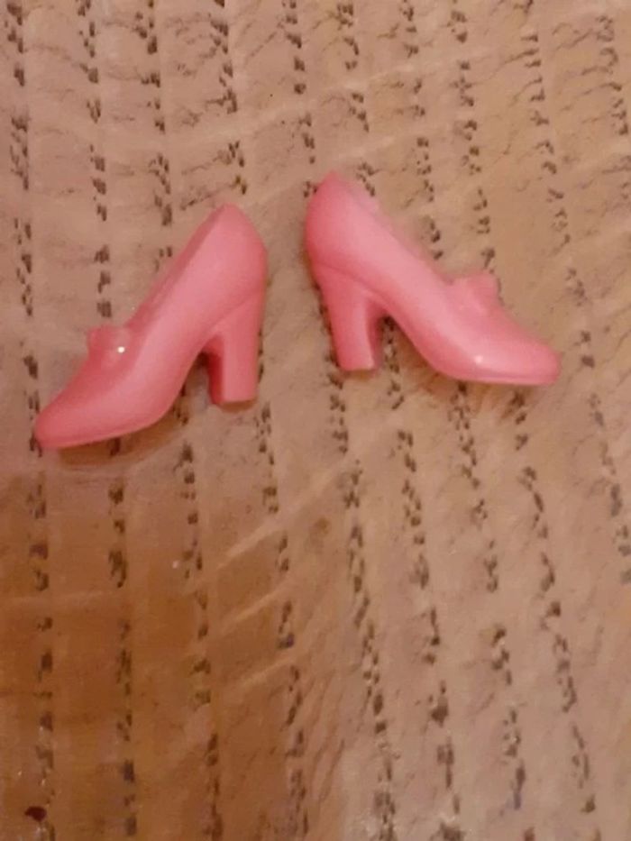 🎀 chaussures rose poupée barbie disney princesse - photo numéro 2