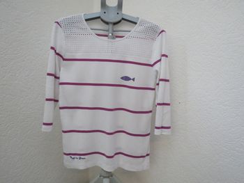 Pull / marinière Mise au Green – blanc rayé framboise – détails ajourés – T5😍