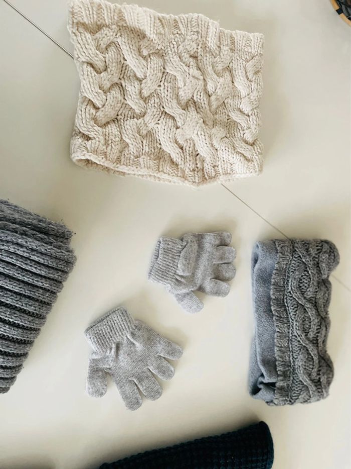 Lot écharpes bonnets - photo numéro 3