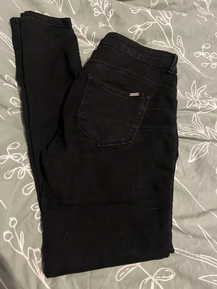 Jean skinny noir push up - photo numéro 3