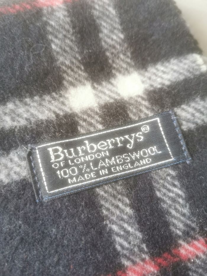 Écharpe Burberry bleu - photo numéro 3