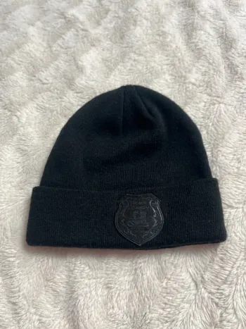 Bonnet noir