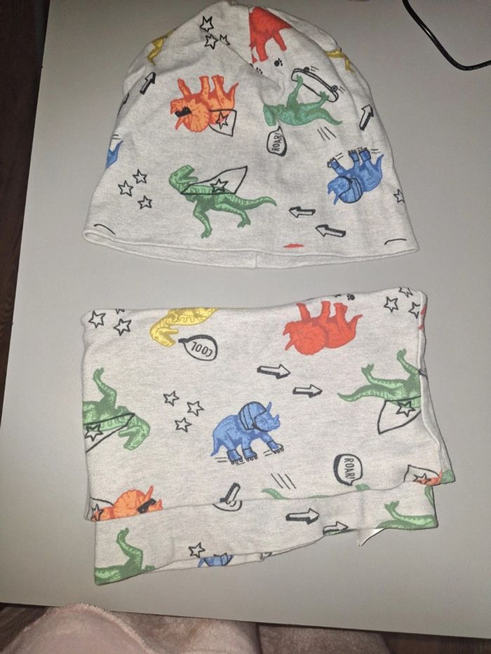 Bonnet et snood dinosaure - photo numéro 4