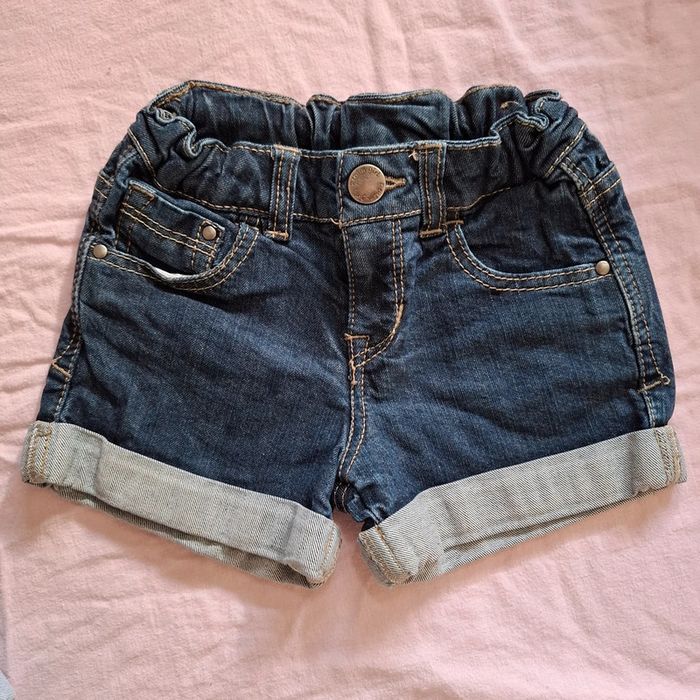 shorts en jeans 4 ans - photo numéro 2