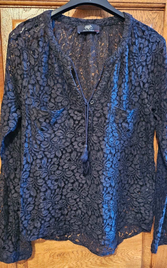 Blouse dentelle "le temps des cerises "