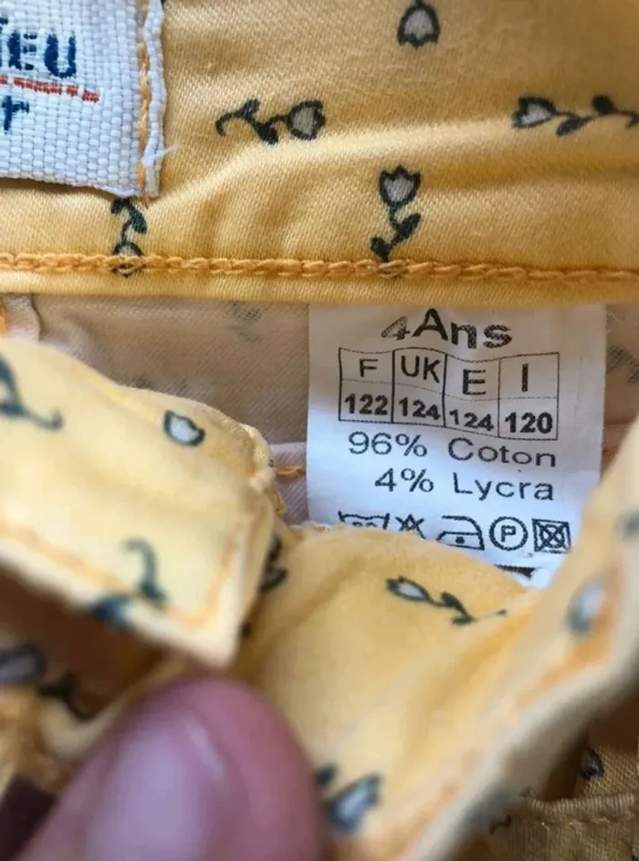 Ensemble pantalon et tee shirt camaïeu junior taille 4 ans en bon état - photo numéro 5