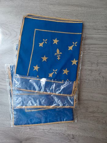 Lot de 4 serviette de table neuve