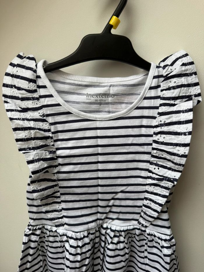 Robe jersey à volant 3 ans