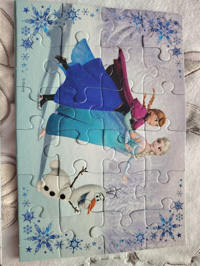 Puzzle reine des neige - photo numéro 4