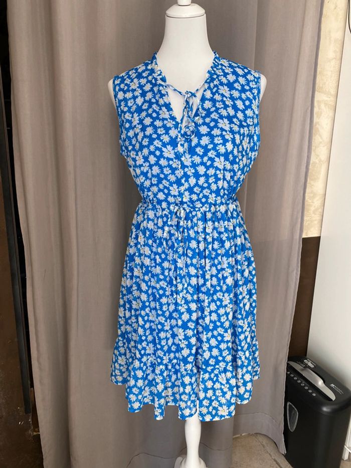 Robe à fleurs Esmara 38 - photo numéro 2