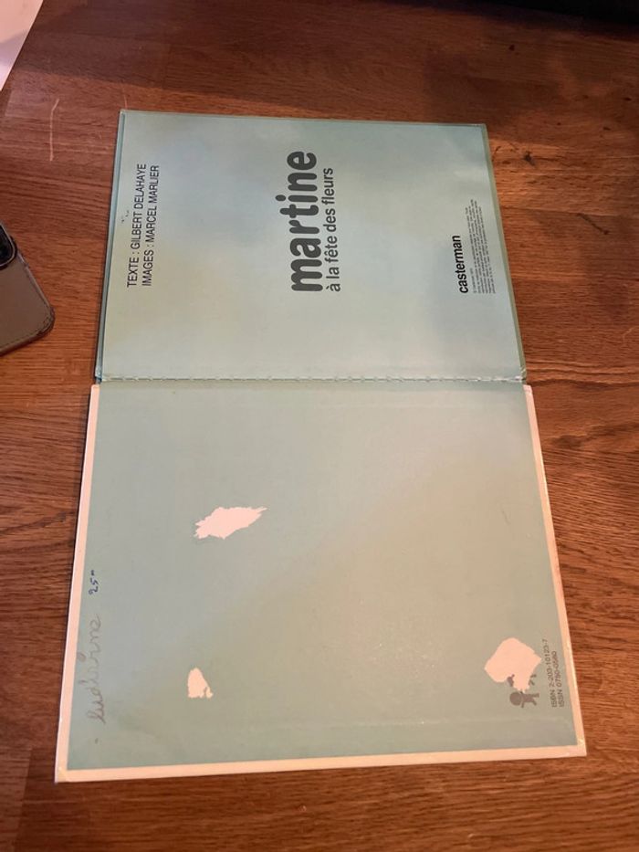 Livre Martine a la fête des fleurs - photo numéro 9