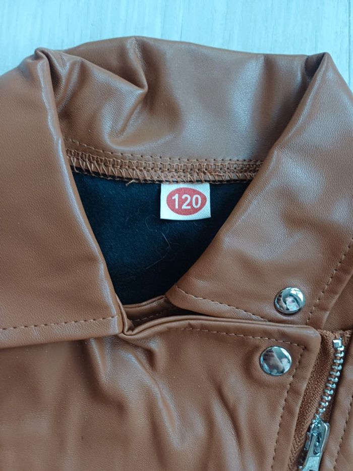 Veste sans manche - photo numéro 2