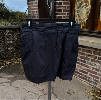 💙 Jupe bleu nuit plissée – Stradivarius – Taille 38 (M)