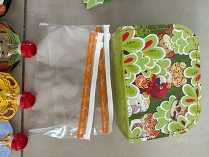 Neuve valisette squiz jungle gourdes compotes lavables - photo numéro 4