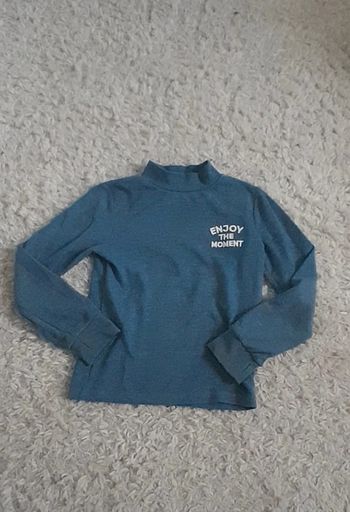 Pull col rond taille 8 ans kiabi 🌹