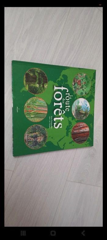 Livre la route des forets